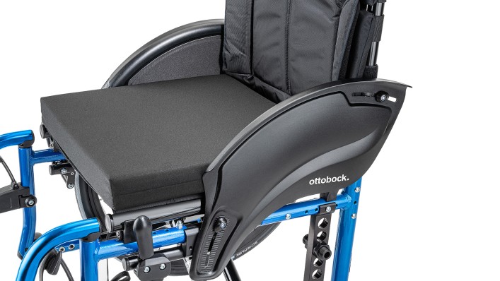 Detail view of the side panel – Ottobock Motus wheelchair 