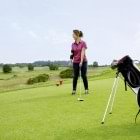 Marleen spielt Golf mit der Omo Neurexa plus